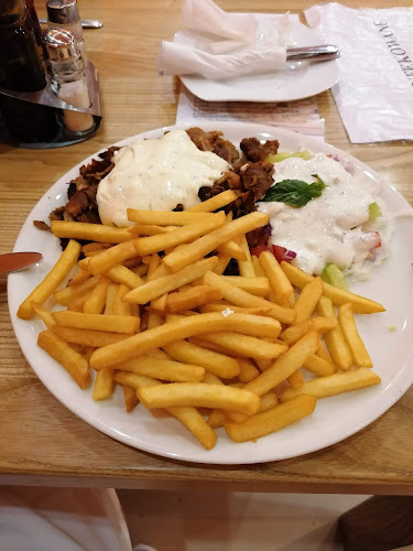 Pizza z pieca opalanego drewnem - Gastronomia