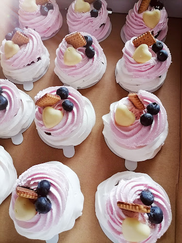 Dominika Z Wypiekami - pracownia tortów i ciast artystycznych