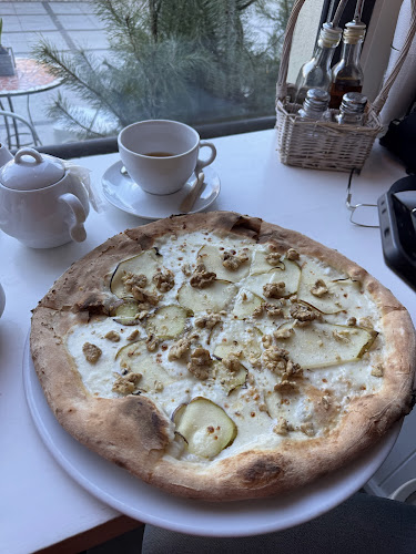 Dom Pizzy i Wina - Gastronomia