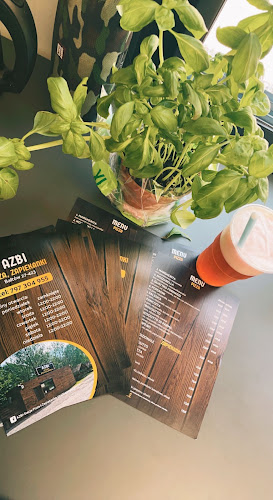 Opinii despre AZBI Pizza Zapiekanka în Bałtów - Gastronomia