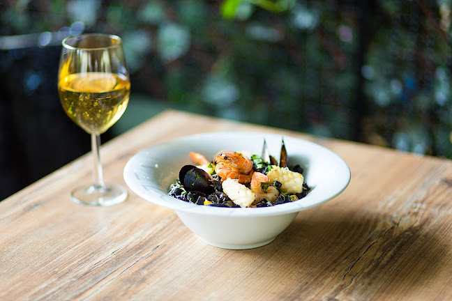 Bar & Restauracja Incognito