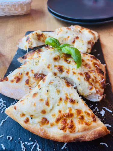 Pomodoro Pizza e Pasta - Gastronomia