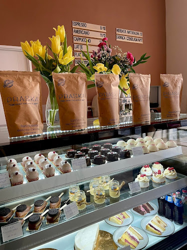 Comments and reviews of Krucho! Cakes & Coffee