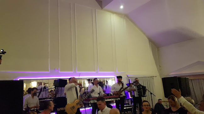 Pod Jemiołą - Ćwiklice