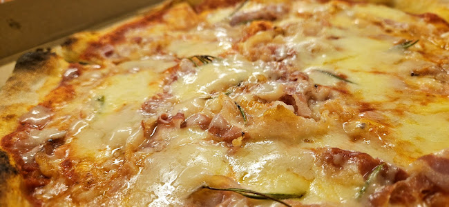 Dobra 56/66 Wejście z rogu Lipowej i, Wybrzeże Kościuszkowskie, 00-920 Warszawa, Polska