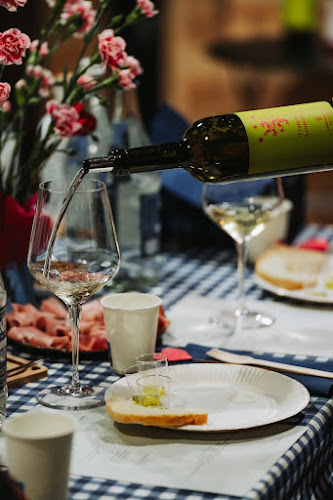 Comentarii opinii despre Wino i włoskie zaułki