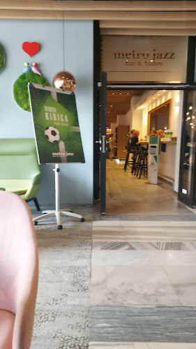 Comentarii opinii despre metro bar & bistro