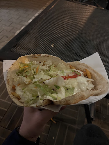 Chata Wariatta Praga - Warszawa