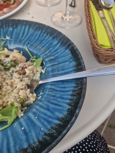 Opinii despre Restauracja Dmuchawce în Poznań - Gastronomia