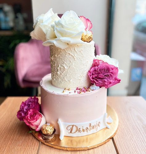 Reviews of Krucho! Cakes & Coffee in Warszawa - Gastronomia