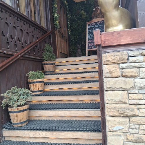 Karczma Niedźwiedź i spółka