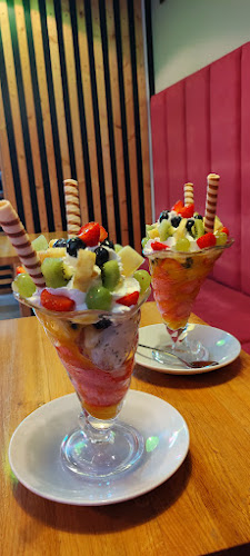 Lodziarnia Na Językach - Gastronomia