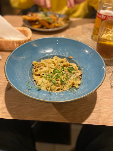 Scena Bar & Restaurant - Gastronomia