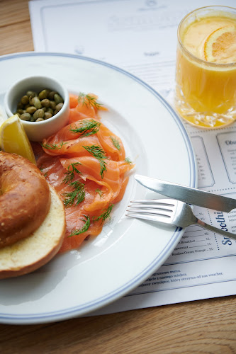 Opinii despre Flaming & Co Restaurant în Warszawa - Gastronomia