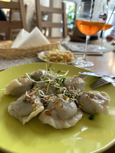 Comentarii opinii despre Pod przykrywką