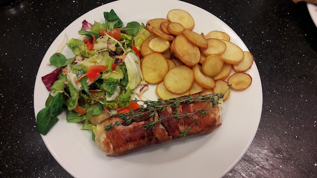 Karczma Swojskie Jadło - Gastronomia