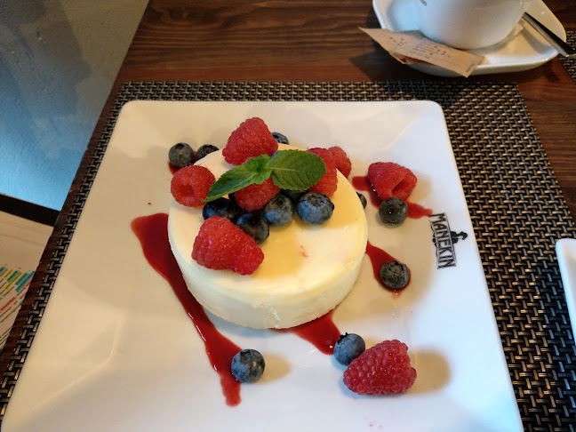 plac Konstytucji 5, 00-657 Warszawa