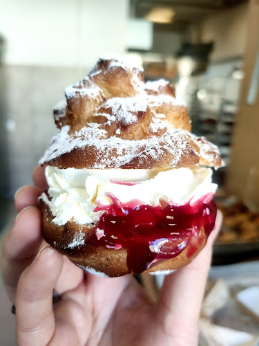 Bread Morning! Piekarnia rzemieślnicza - Gastronomia