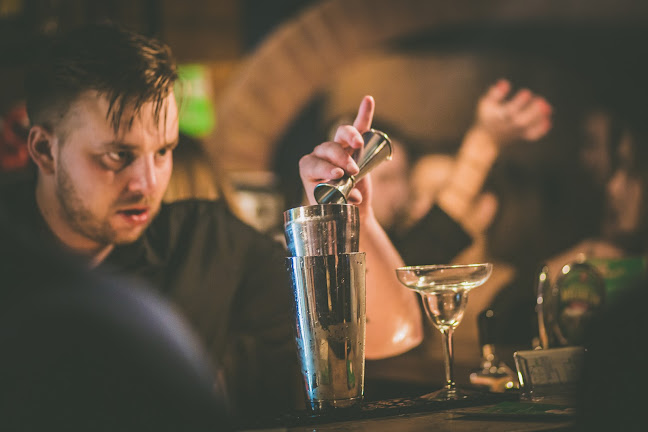 BAR Mostowa 33 - Gastronomia