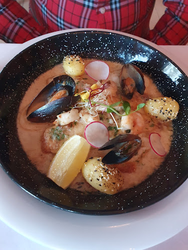 Comentarii opinii despre Atmosphere