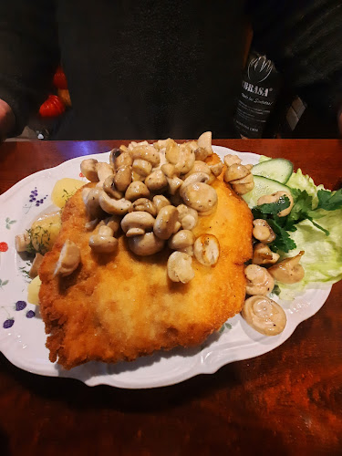 Bulion - kuchnia rustykalna - Gastronomia