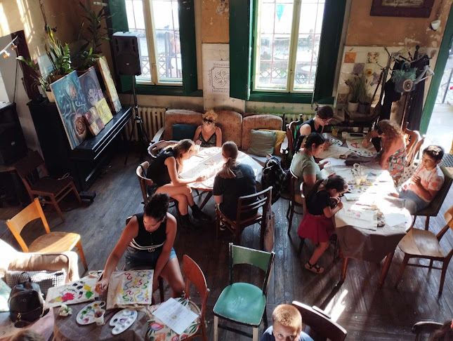 HERBACIARNIA niezależny ośrodek kultury - Gastronomia