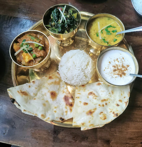 Opinii despre Parivar Restaurant în Warszawa - Gastronomia