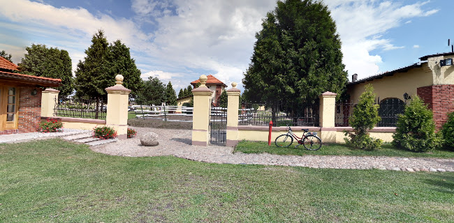 Comentarii opinii despre Zamek Gutów