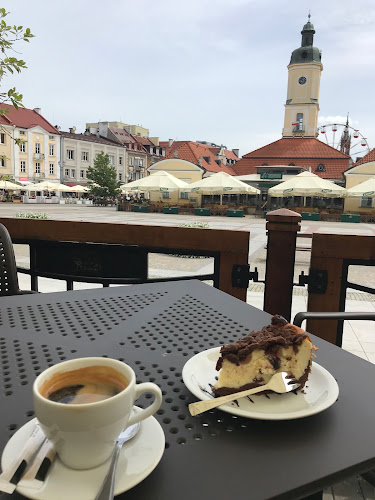 Rynek Kościuszki 17, 15-421 Białystok