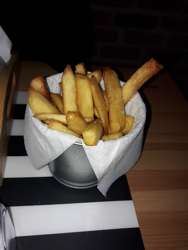 Wolove Burgers Mistrzejowice - Gastronomia