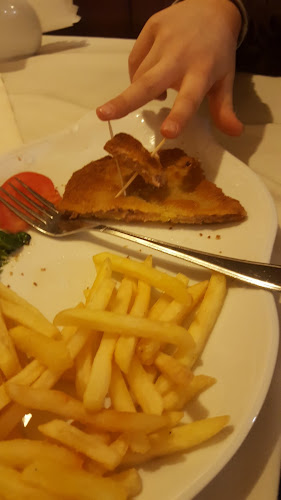 Restauracja Mazowsze. Tradycyjna Polska Kuchnia. Olbrzymie Porcje. - Wiązowna