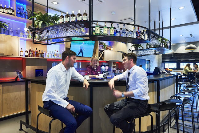 Towarowa 2, 00-811 Warszawa