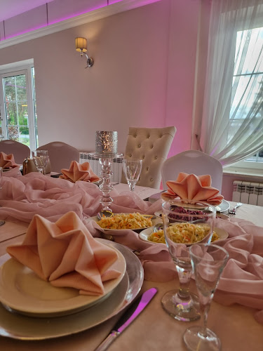 Pod Borem Restauracja I Noclegi - Gastronomia