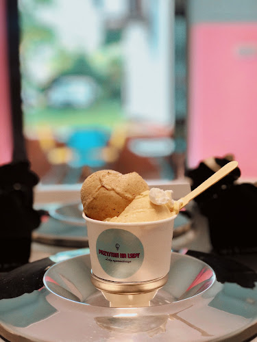 3 Maja 62, 05-080 Izabelin C