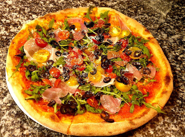 Skotnicka 105 - Gastronomia