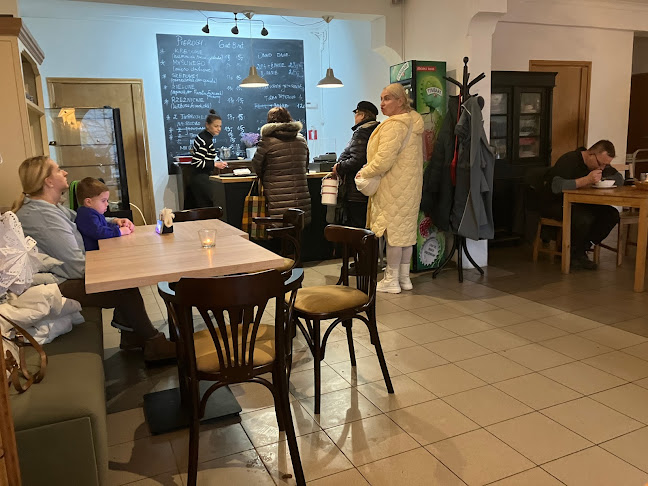 Opinii despre Pierogarnia Zielona Chatka în Białogard - Gastronomia