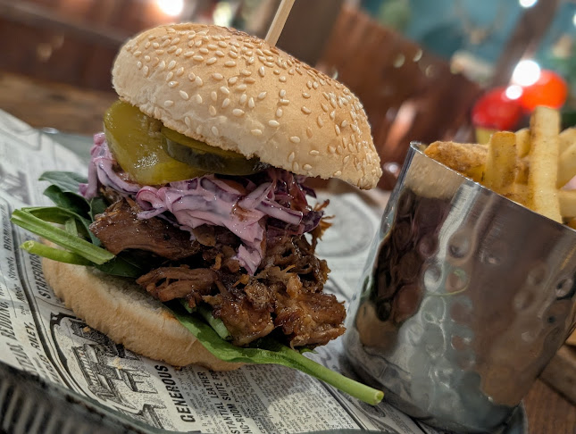 𝐋𝐚 𝐁𝐨𝐝𝐞𝐠𝐚 Kuchnia i Wino, Płock - Gastronomia