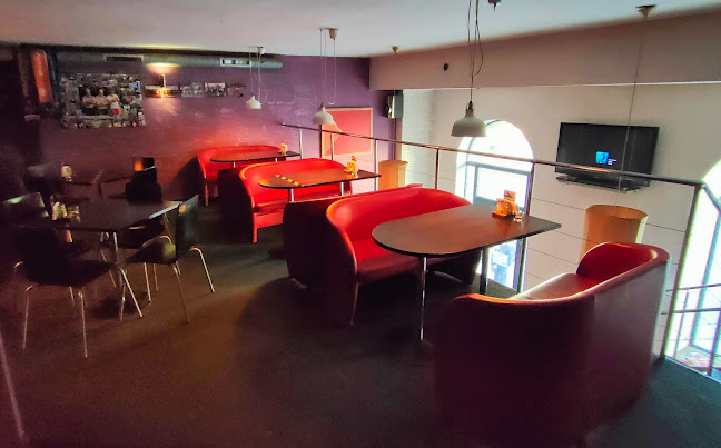 Wejście od ul.Radwańskiej, Prof. Bohdana Stefanowskiego 17, 90-537 Łódź