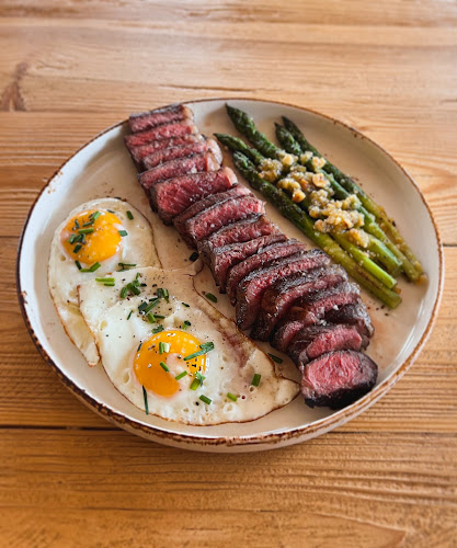 Marina Rydzewo Bistro Port Domki na Mazurach - Gastronomia