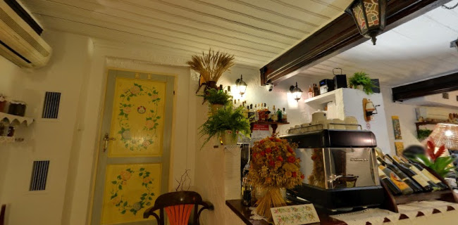 Wąski Dunaj 4/6/8, 00-256 Warszawa