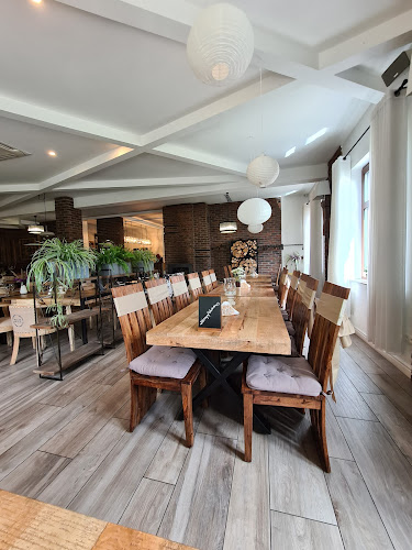 Opinii despre Dwór Orzechówka în Bydgoszcz - Gastronomia