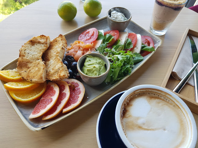 aleja Kardynała Stefana Wyszyńskiego 13, 94-048 Łódź