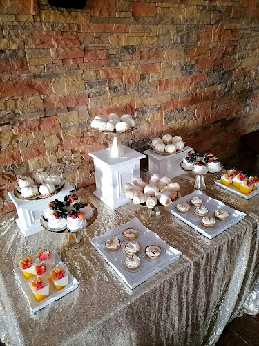 Dominika Z Wypiekami - pracownia tortów i ciast artystycznych - Szwagrów