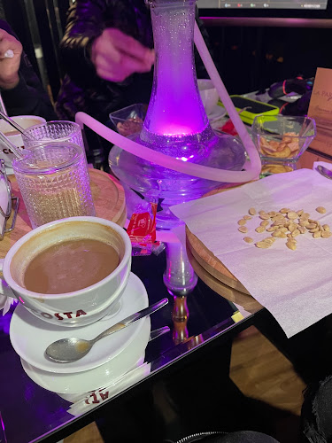 La Parisienne - Hookah bar & Costa Coffee Lounge - Gastronomia