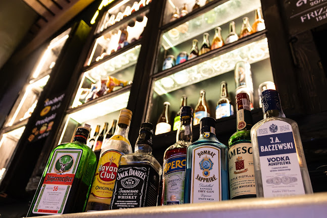 Opinii despre UWAGA PIWO Fabryka Norblina în Warszawa - Gastronomia