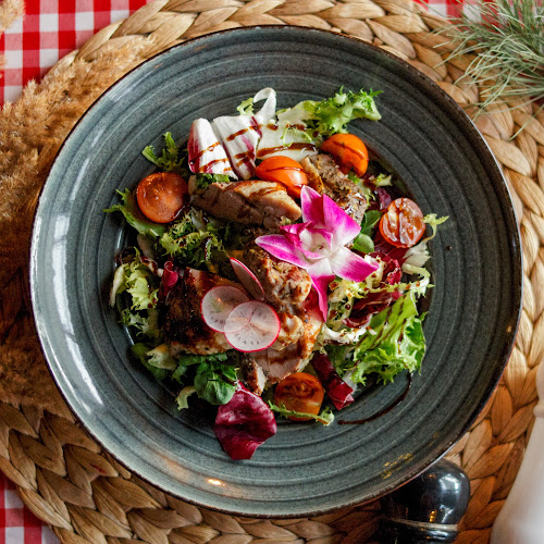 Opinii despre Ajvar Restauracja în Iwiny - Gastronomia