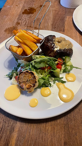 Burger & Stek „KukuByku”