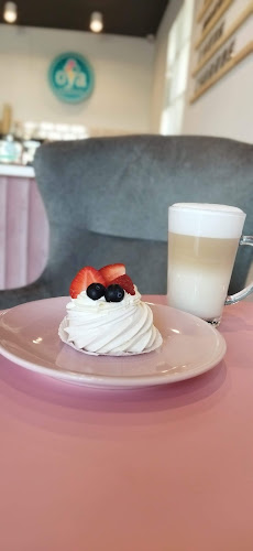 Oya Lodziarnia - Gastronomia