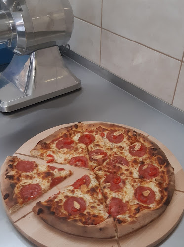 Opinii despre LIPOWSKA pizzeria restauracja în Czechowice-Dziedzice - Gastronomia