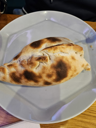 Opinii despre Pizzeria Kallzone în Piekary Śląskie - Gastronomia